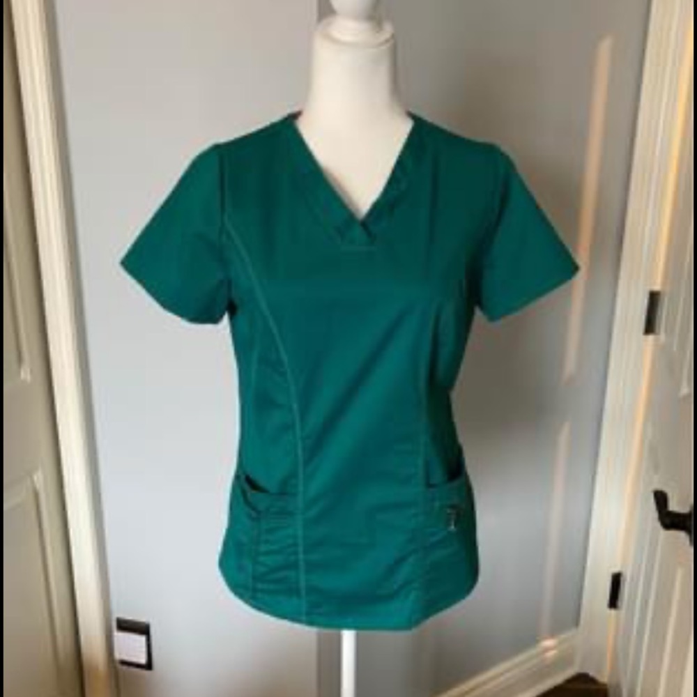 Scrub Top - Picture 2 of 3